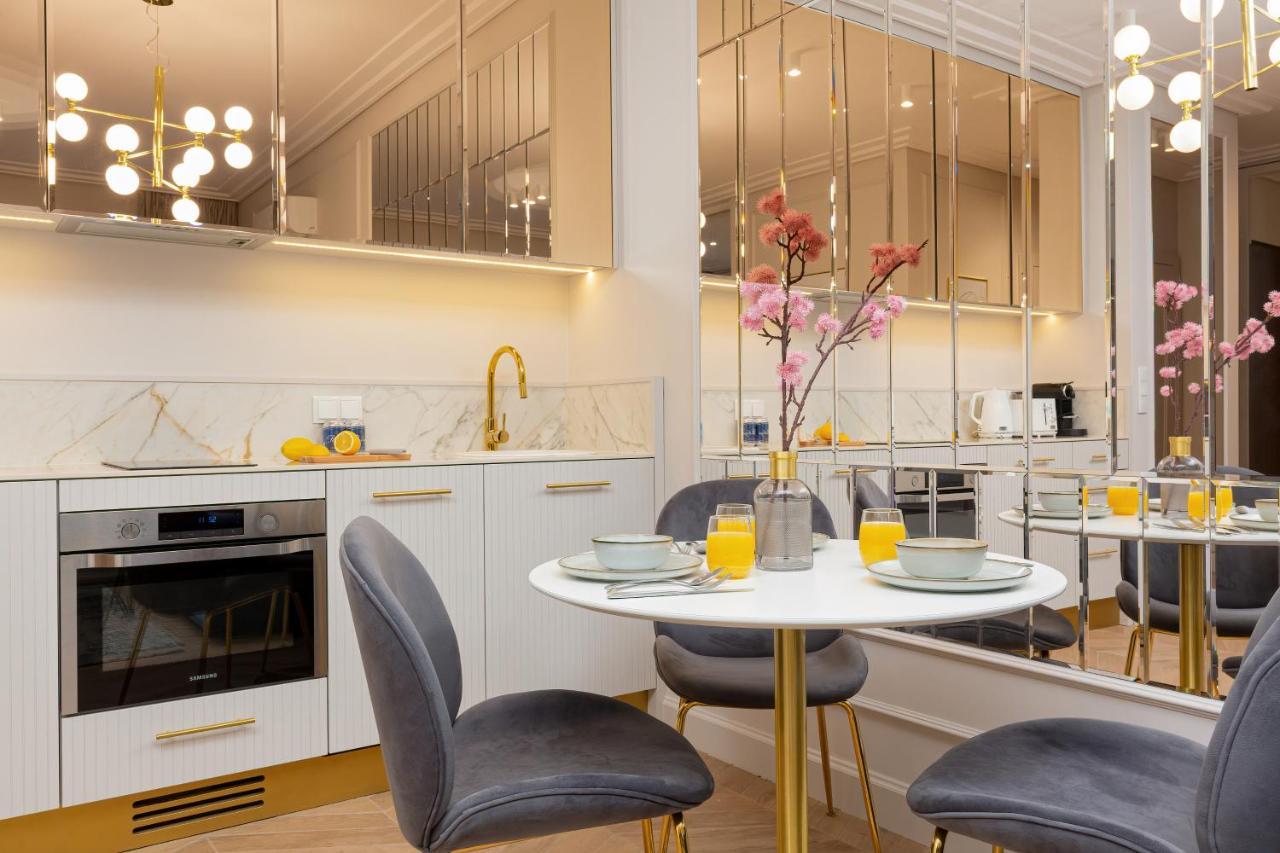 ורשה Mennica Residence Central Apartment By Renters Prestige מראה חיצוני תמונה