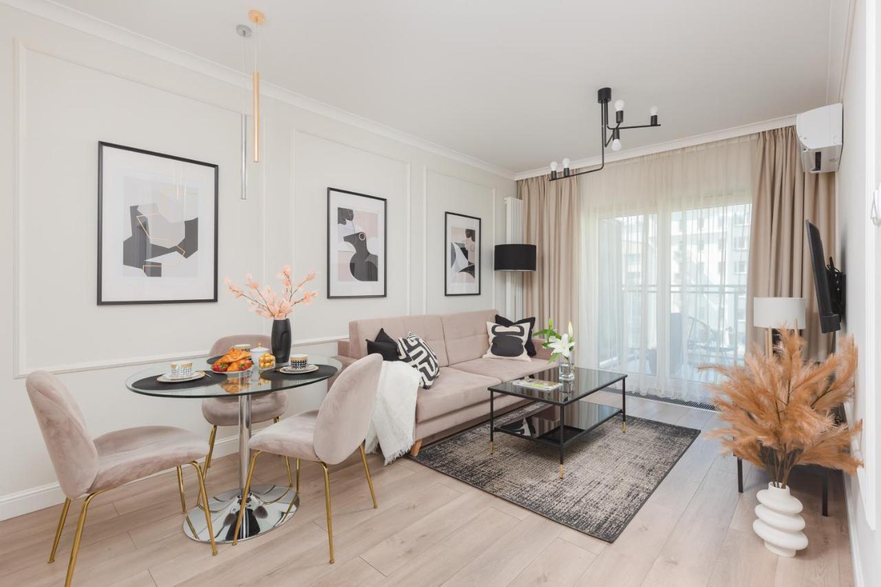 ורשה Mennica Residence Central Apartment By Renters Prestige מראה חיצוני תמונה