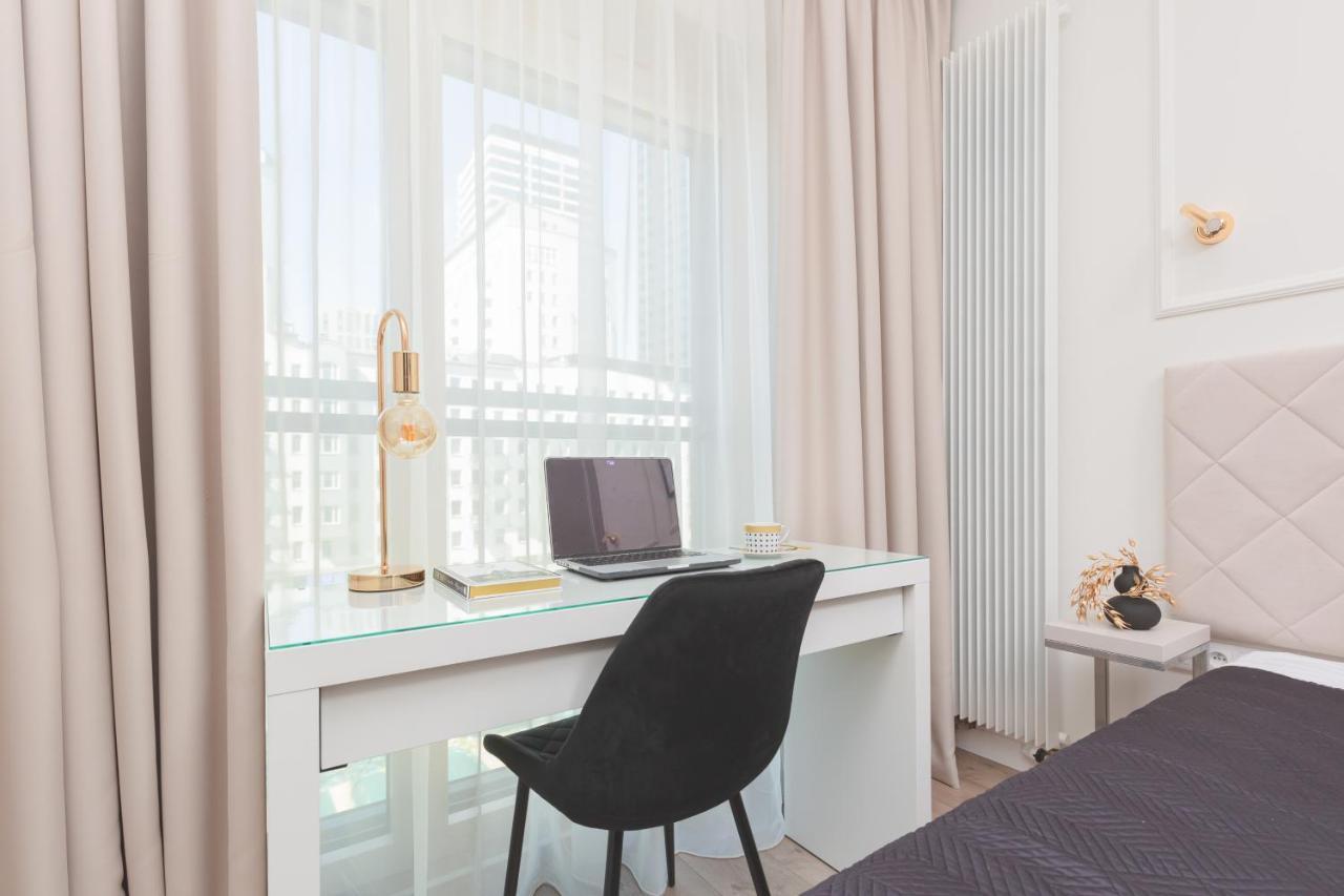 ורשה Mennica Residence Central Apartment By Renters Prestige מראה חיצוני תמונה