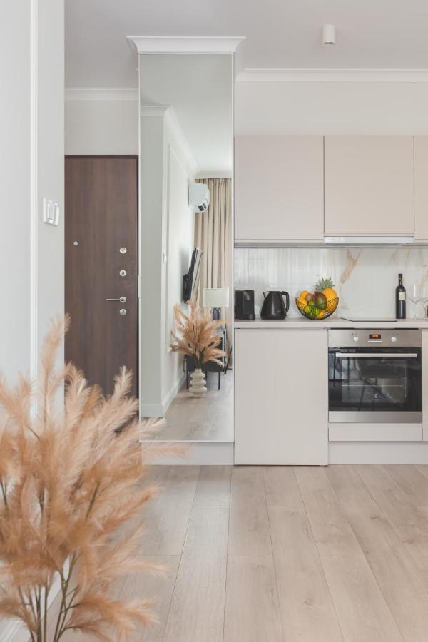ורשה Mennica Residence Central Apartment By Renters Prestige מראה חיצוני תמונה